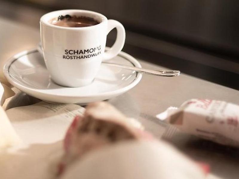 33A572749D0684668749A1B80A792552