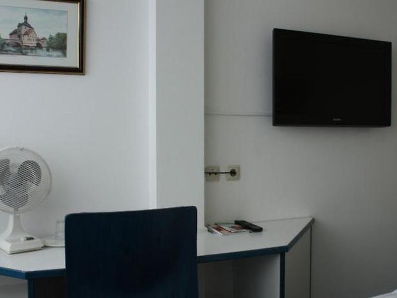 1BA435AA388BDD3273F990A0BC9D3611