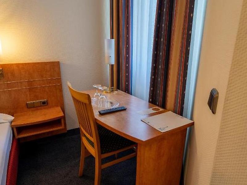 EAFC44EEC42734564E2A0F016623E64F