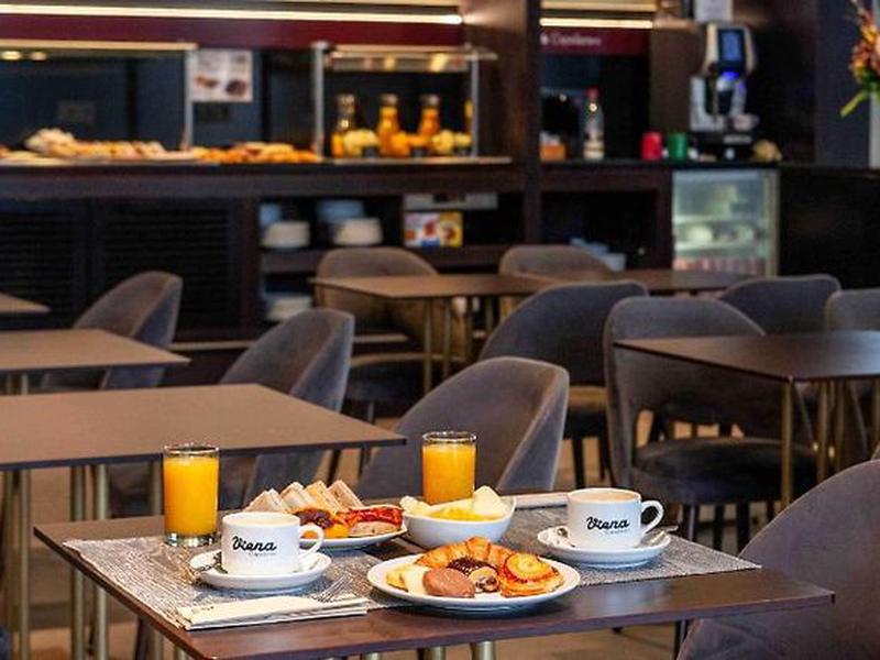 A78103A99D449B30D9CEC56746580B2F