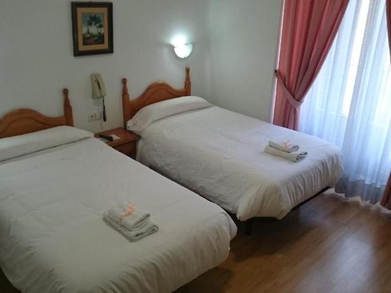 32C6DDD7C67F202C481B408C9C0E940D