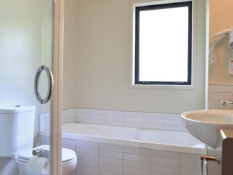 42FCAA856AF78B9FE95209FA41420DDC