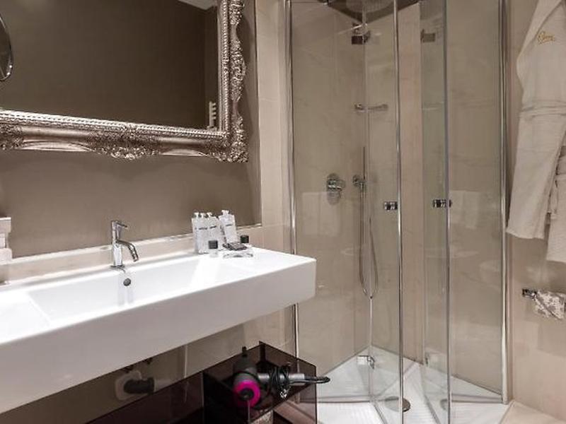 A5932251519B1AACB5E9138C1BB73FD2