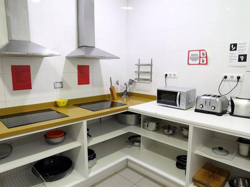 A343928B70B7F018345579A8057564D8