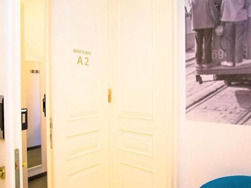 53B499052B01F9F61E3613F4C2A041D4