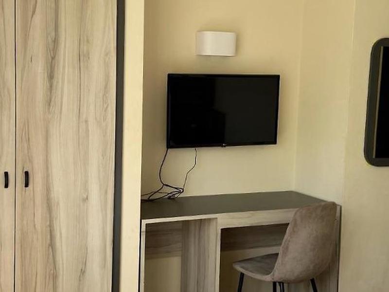 EF18B8E941260E58B6A3538BFEAAAEC0