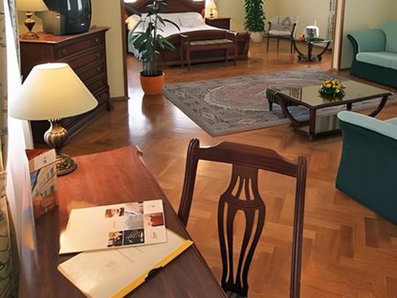 8661482A6DE846D16753E7DBF67124E2