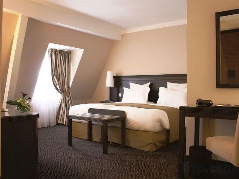 1EE069C7E3E8C2C25952C6304E4B218A