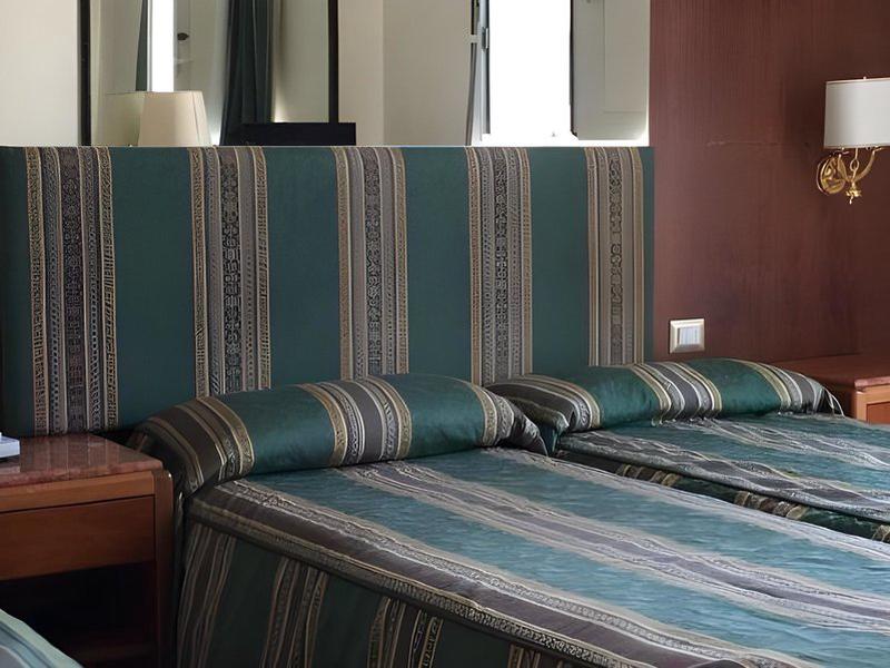 C57F87B2181FB5FACCF1AC6BA5EC6224