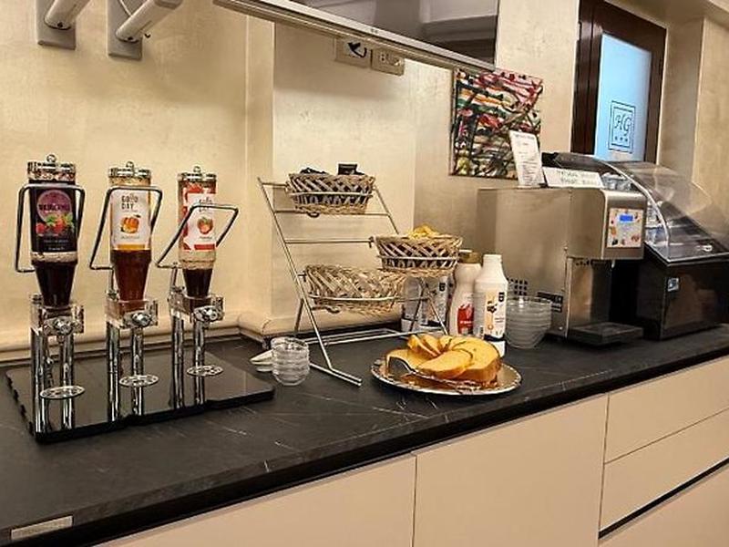 6ADEECA8AC1F8B30C5B023AF63920838