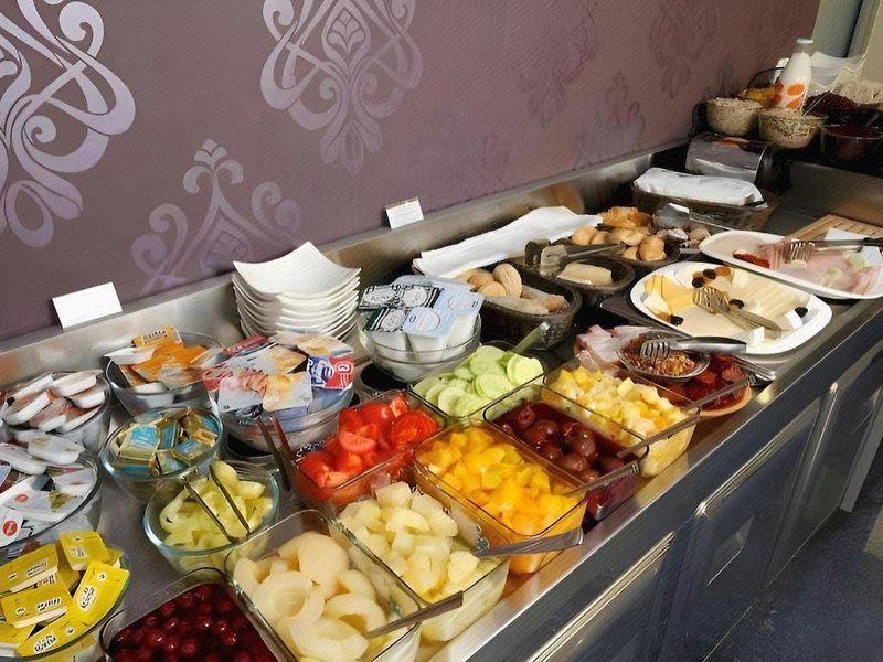 33D9DA874E0A8B55B67F34FBD3EE845C