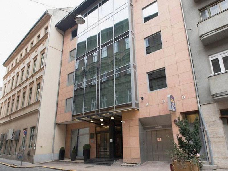 27253950C92A3088B69E21FD24F1EB7D