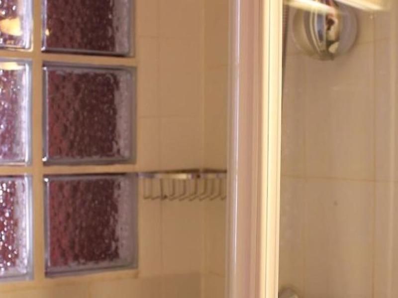 915F861DEC44D7F1137FBF2F7E545EE2