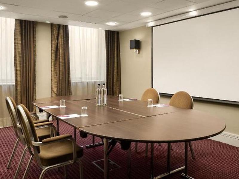 0AFDD2292EC49A0573A2D8530B701EA4