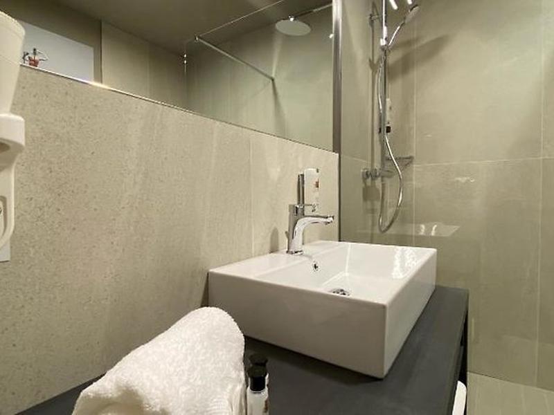 BB783E62BF3BC2D2171D29853E4B8B73