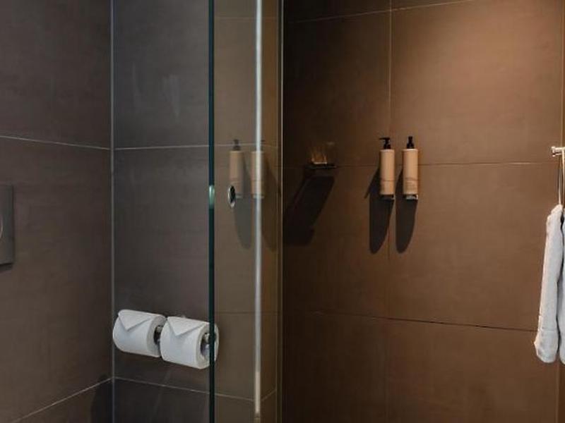 0190452D2898508FEE9ECD1E54541E15