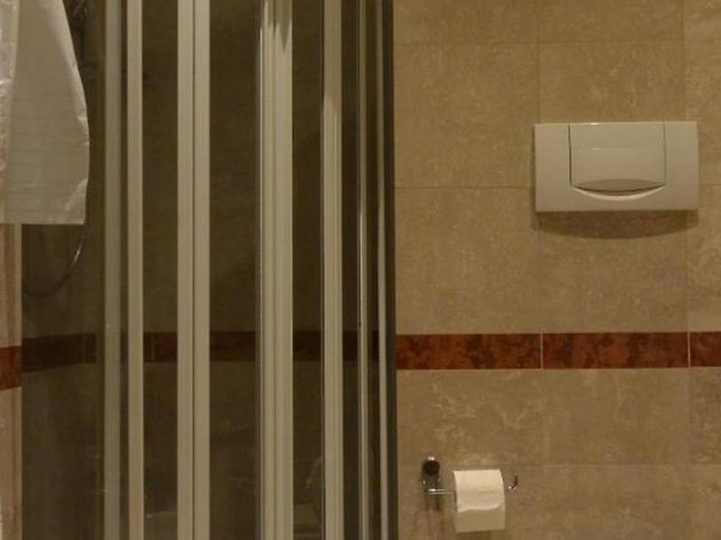 C9933013F987BA7933E3BCE106F5C4B3