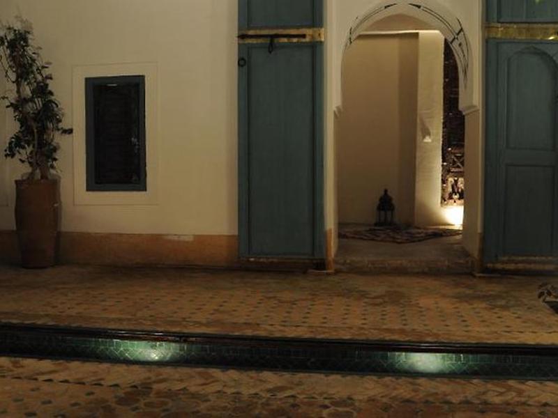 DA223A635503217830DE2E857C93B83E