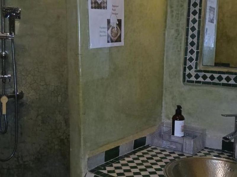 6C5A51C9E5324183997834D180015BD7