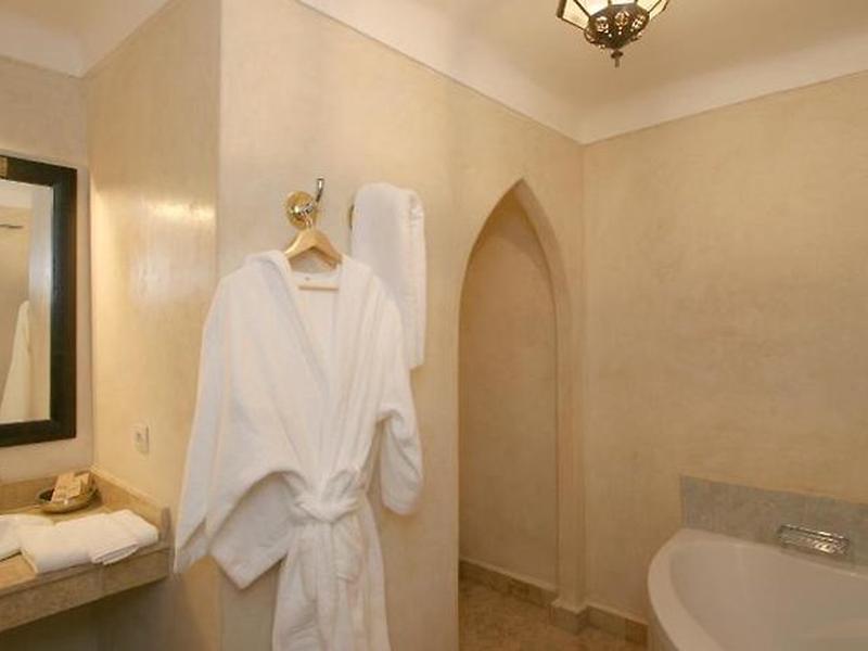 26694DD2CD68A1E6ACF8D8E56105D47A