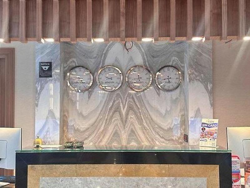 0471FD79B5624972AB74A860F471F0F1