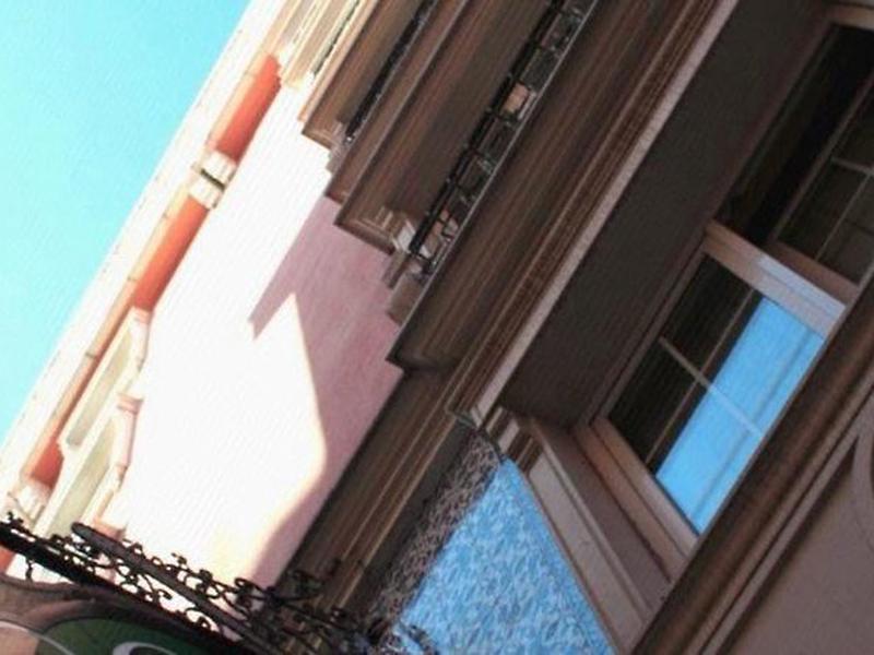 CBE018196D40A1E19C6081923C2684A9