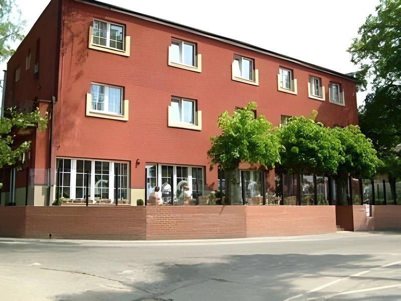 43FEFA1C390CBD3CE33A39E1CF661508