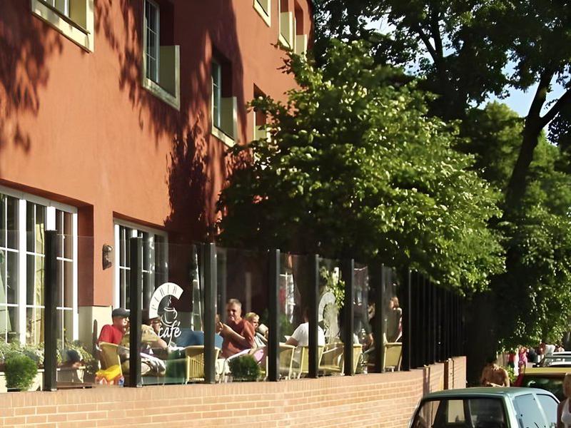 CFB0DF9D294C14C011B5C1635180CBB0