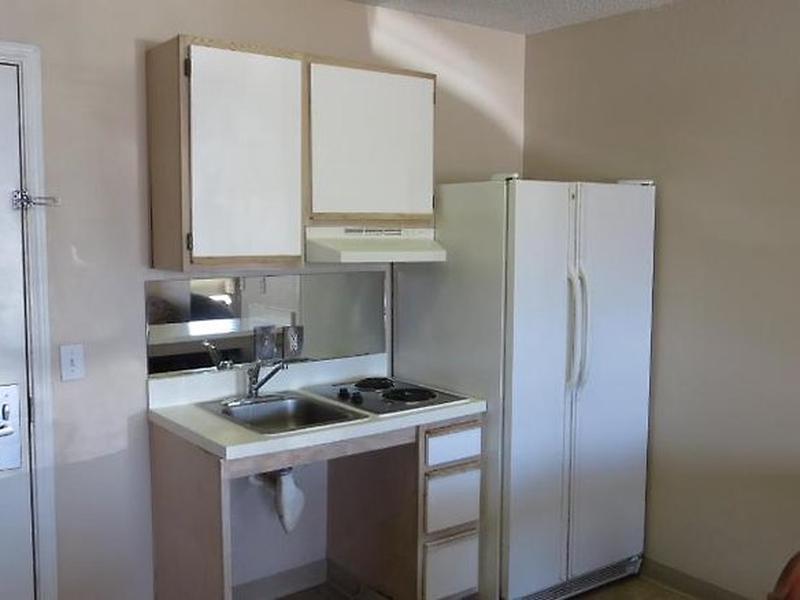 581532D38ACCFA63A3681E00E331370E