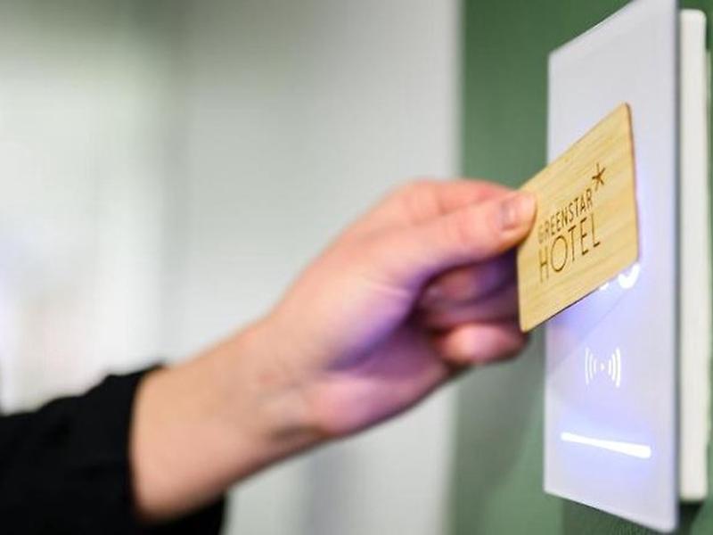 E9EE78809D47CC2721CC1FA7AD2B7D01