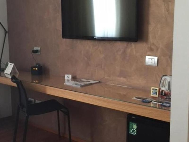 E1419295A23F851F29E8575D3F78E563