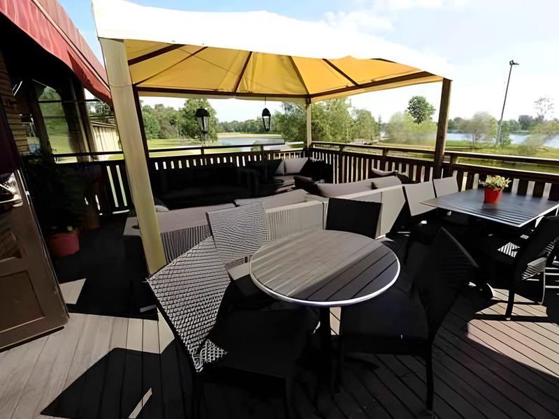 EE6D94B1B7F9845F35B6E8BE3A99A482