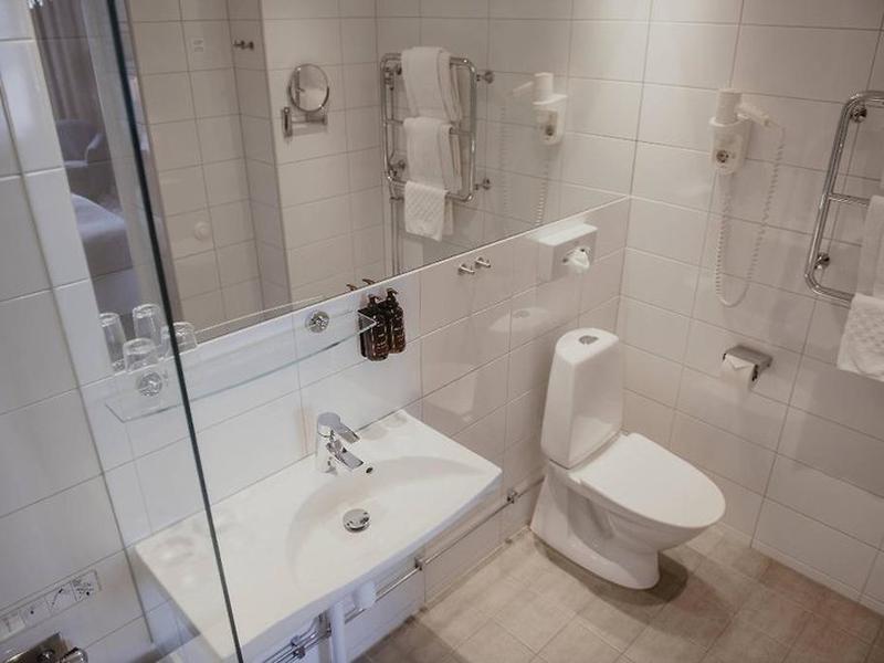 668B17478E62937ADAA5387E247261A4