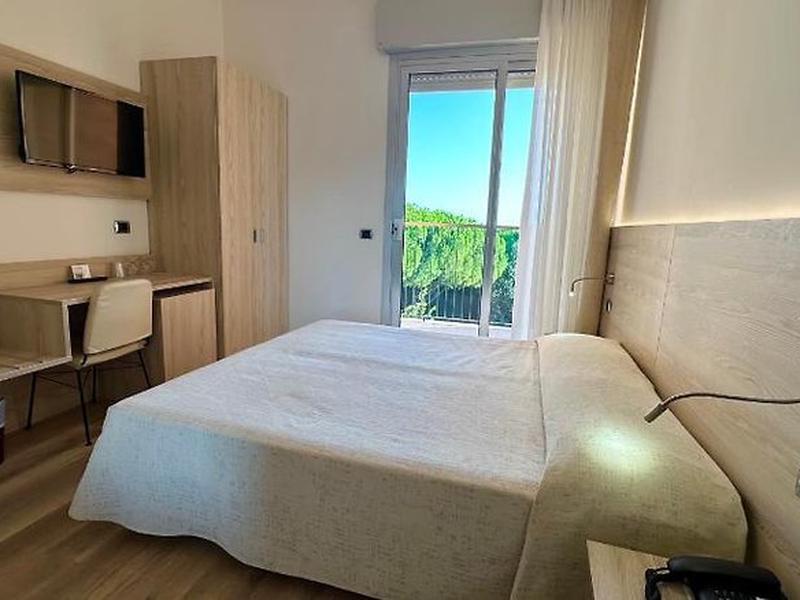 EE62A215F94786E5492FF5B03B8A8EBF