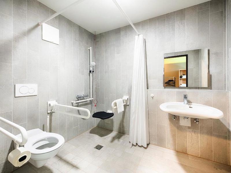 B4A922B838A03912638DFC1283A46CE8