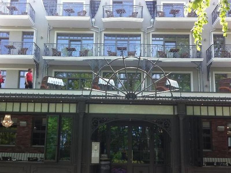 C7DABA612852622A43C6E8E684ECE89B