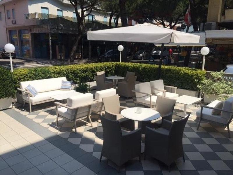 AFA97A17FD41BE80D4DD965D2B87EAD6