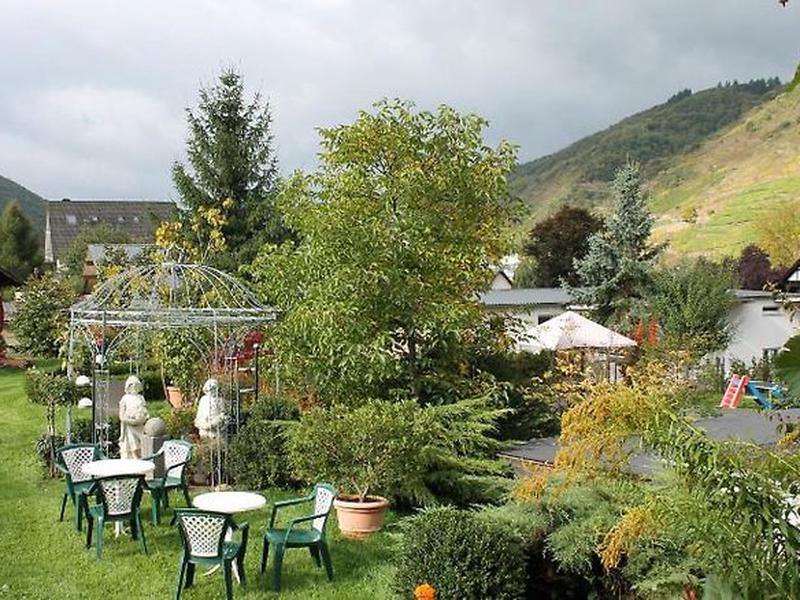 B646D256B44D350EF002D26D95295B5B