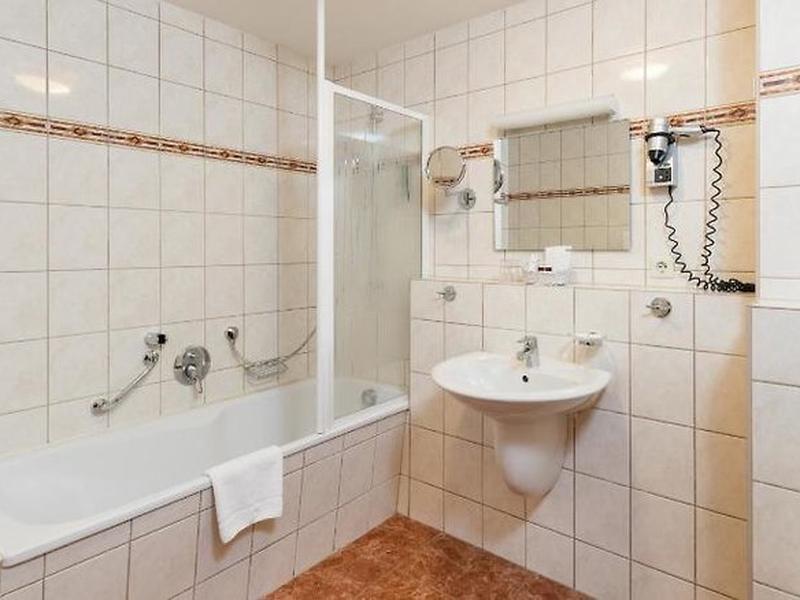 ADAD741FA31379147AD34CEF50829343