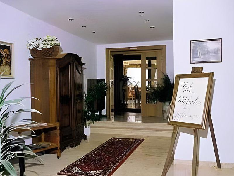 1533C241BD739E79C51CAA59ED4E200B