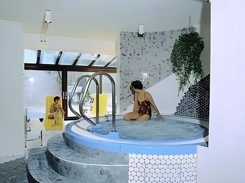 955DBD2E9EB7479A15E3C43B6B4F22A5