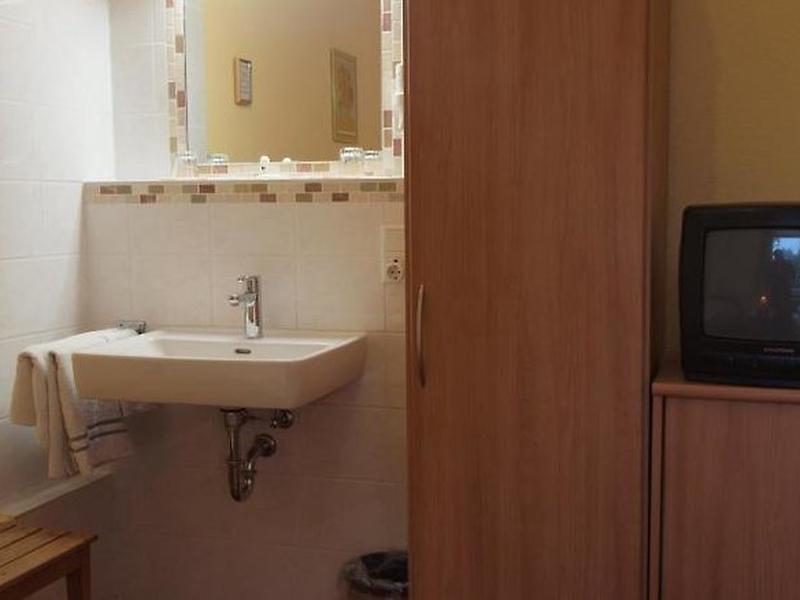 FA62BBE27C77BFCCF4700CDFA0171BAD