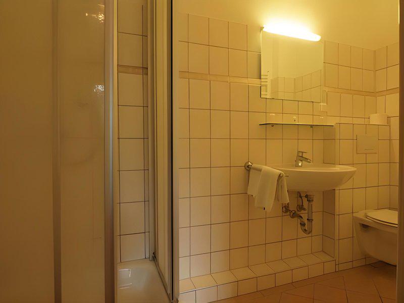 8D2682E371A62F58EEAF81374E5FC525