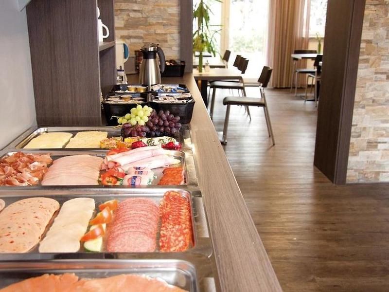 AB86C1AF297FDAB1F6F8EEFFBBC0D56E