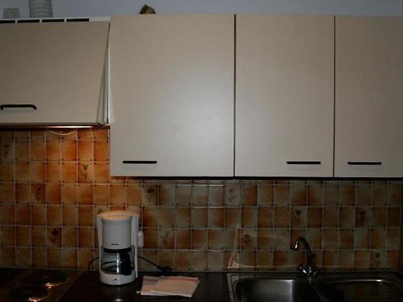 C87705E6A282AE0A0A7C3FA57189EF7A