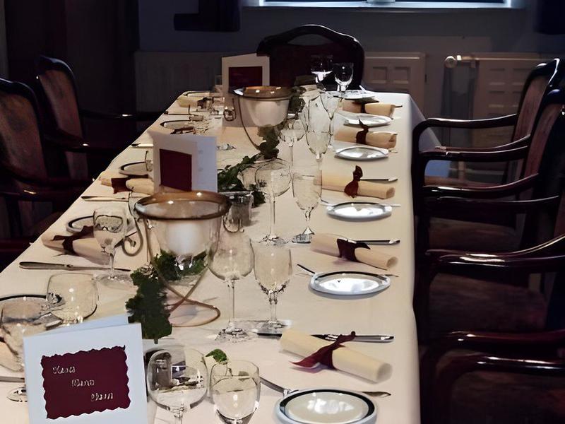 80F68679DB40012CD210F96B6B3CC58E