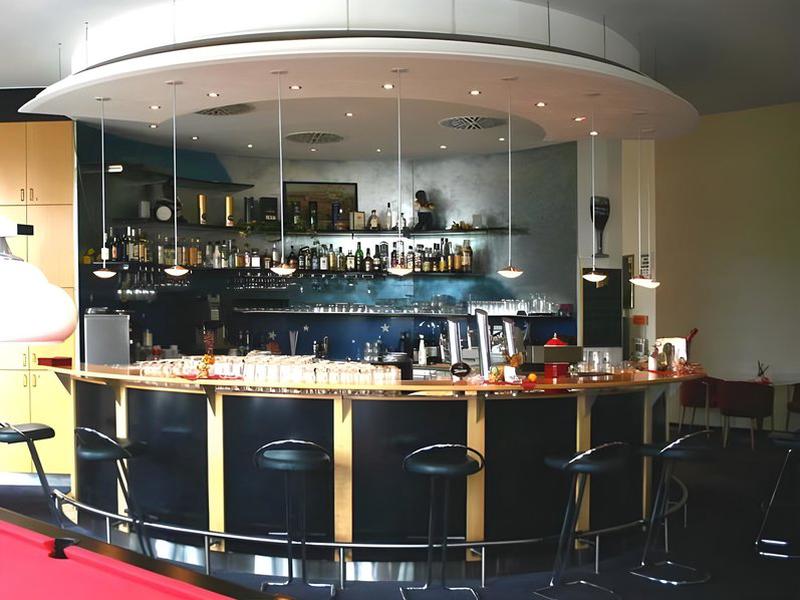 AA8FDE7BE05FB401E146B7E9F2B00E3C