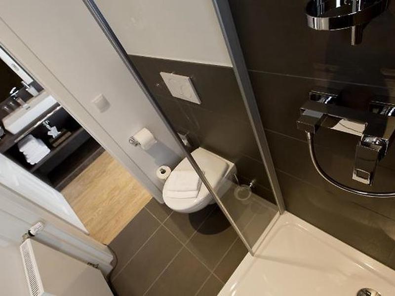 2CAFA5BE71EB86E283137211C5BD1E19