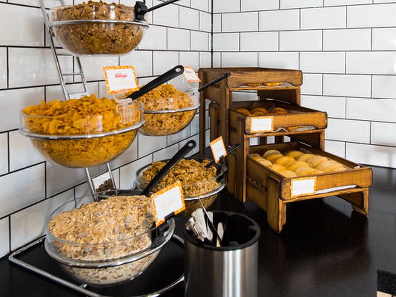 7542B80B6C368E6172BEB304187C60EC