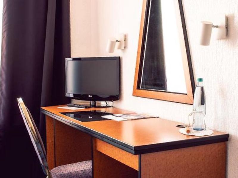 3B578481D45733D925A82189A9F3FA0E